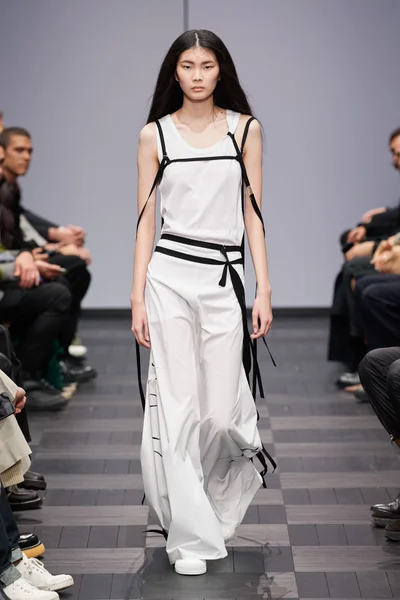 Look 39